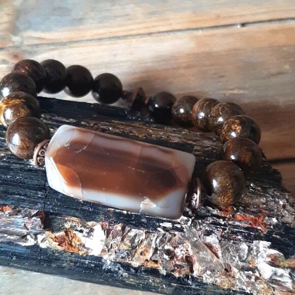 Agate & Bronzite Stretch Bracelet - Picture 1 of 5